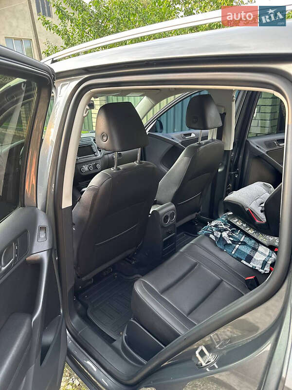 Внедорожник / Кроссовер Volkswagen Tiguan 2012 в Ивано-Франковске фото 16 Внедорожник / Кроссовер Volkswagen Tiguan 2012 в Ивано-Франковске