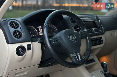 Внедорожник / Кроссовер Volkswagen Tiguan 2011 в Чернигове