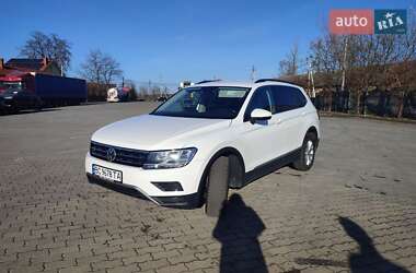 Позашляховик / Кросовер Volkswagen Tiguan 2018 в Городку