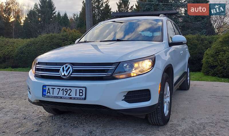 Внедорожник / Кроссовер Volkswagen Tiguan 2016 в Галиче