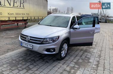 Внедорожник / Кроссовер Volkswagen Tiguan 2015 в Львове