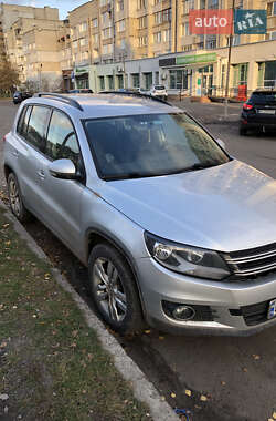 Позашляховик / Кросовер Volkswagen Tiguan 2014 в Червонограді