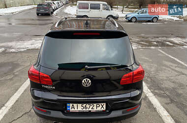 Внедорожник / Кроссовер Volkswagen Tiguan 2013 в Буче