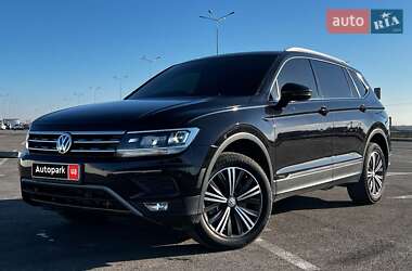 Позашляховик / Кросовер Volkswagen Tiguan 2019 в Львові