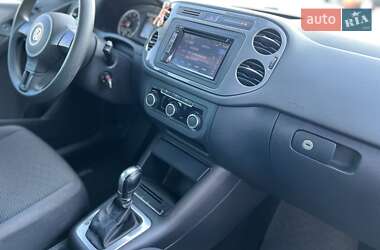 Внедорожник / Кроссовер Volkswagen Tiguan 2012 в Конотопе