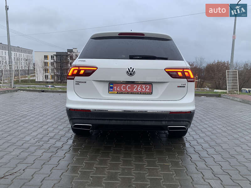 Внедорожник / Кроссовер Volkswagen Tiguan 2017 в Львове