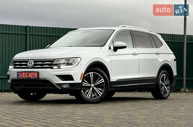 Внедорожник / Кроссовер Volkswagen Tiguan 2017 в Самборе