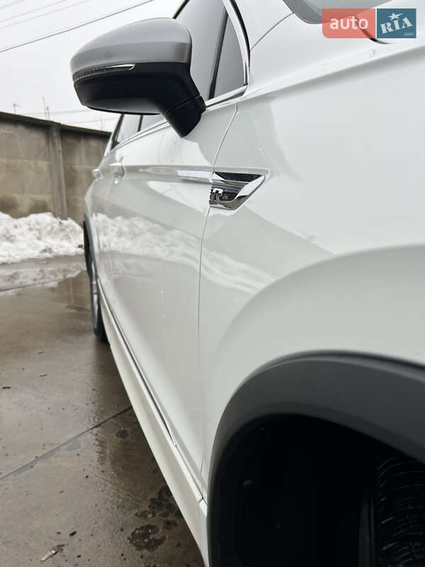 Внедорожник / Кроссовер Volkswagen Tiguan 2018 в Бердичеве