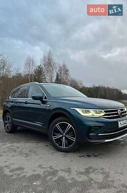 Позашляховик / Кросовер Volkswagen Tiguan 2021 в Ковелі