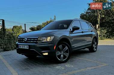 Внедорожник / Кроссовер Volkswagen Tiguan 2019 в Одессе