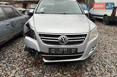 Внедорожник / Кроссовер Volkswagen Tiguan 2010 в Немирове