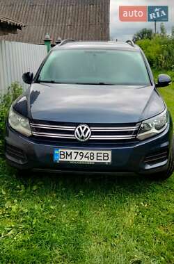 Внедорожник / Кроссовер Volkswagen Tiguan 2014 в Шостке