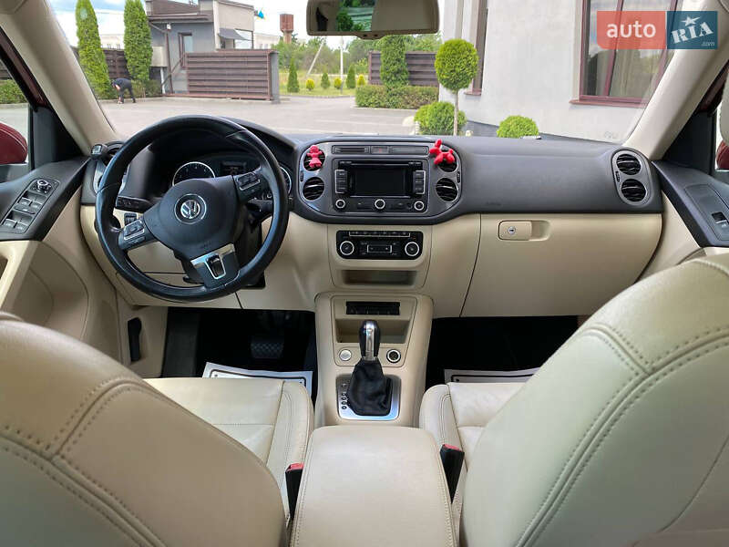Внедорожник / Кроссовер Volkswagen Tiguan 2012 в Львове