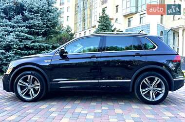 Внедорожник / Кроссовер Volkswagen Tiguan 2018 в Одессе