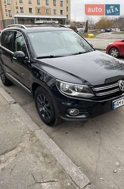 Позашляховик / Кросовер Volkswagen Tiguan 2012 в Житомирі