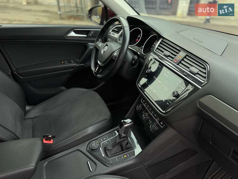 Внедорожник / Кроссовер Volkswagen Tiguan 2018 в Ивано-Франковске фото 2 Внедорожник / Кроссовер Volkswagen Tiguan 2018 в Ивано-Франковске