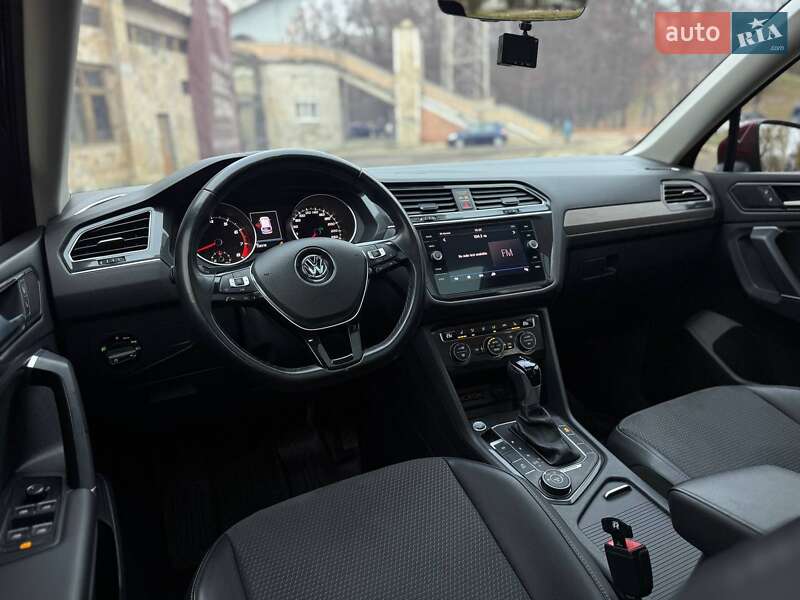 Внедорожник / Кроссовер Volkswagen Tiguan 2018 в Ивано-Франковске фото 7 Внедорожник / Кроссовер Volkswagen Tiguan 2018 в Ивано-Франковске