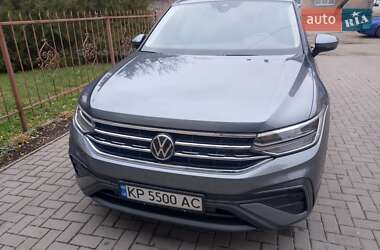 Позашляховик / Кросовер Volkswagen Tiguan 2022 в Запоріжжі