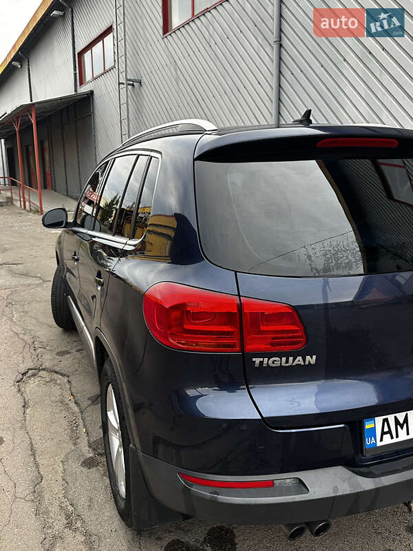 Внедорожник / Кроссовер Volkswagen Tiguan 2014 в Житомире