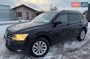 Позашляховик / Кросовер Volkswagen Tiguan 2020 в Львові