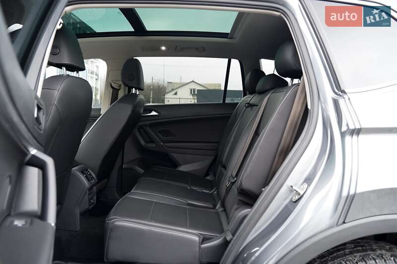 Внедорожник / Кроссовер Volkswagen Tiguan 2019 в Черновцах