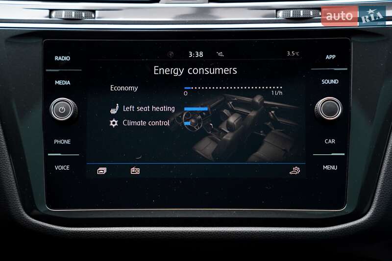 Внедорожник / Кроссовер Volkswagen Tiguan 2019 в Черновцах