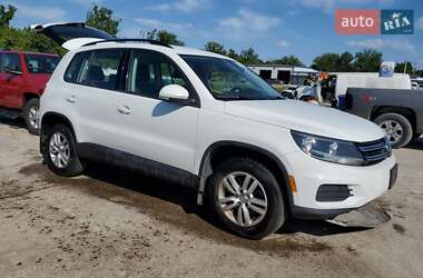 Volkswagen Tiguan 2015