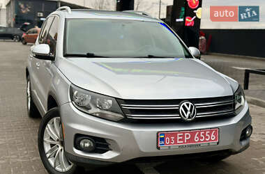 Позашляховик / Кросовер Volkswagen Tiguan 2013 в Києві