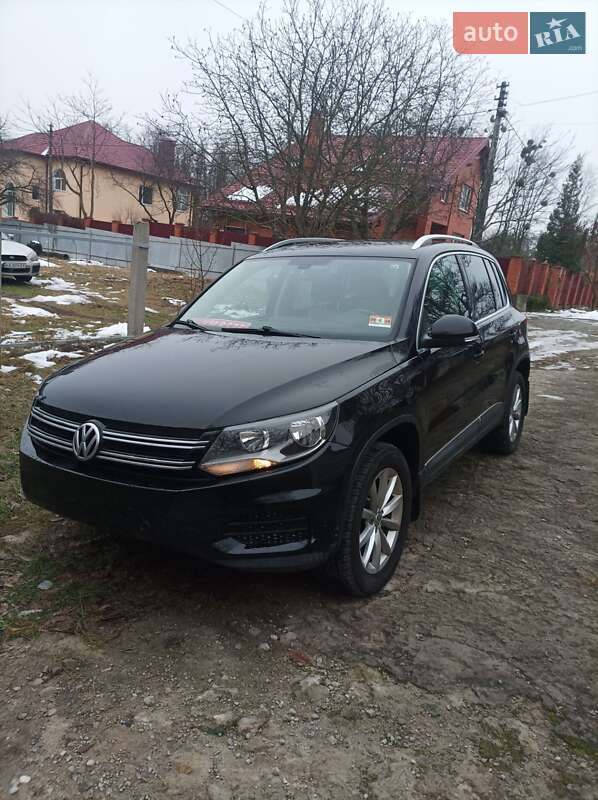 Позашляховик / Кросовер Volkswagen Tiguan 2017 в Києві