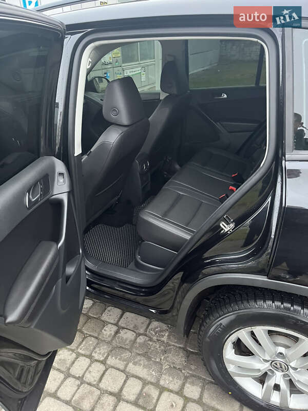 Внедорожник / Кроссовер Volkswagen Tiguan 2016 в Ивано-Франковске