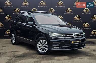 Внедорожник / Кроссовер Volkswagen Tiguan 2017 в Киеве