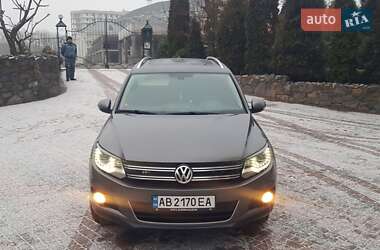 Внедорожник / Кроссовер Volkswagen Tiguan 2012 в Хмельнике