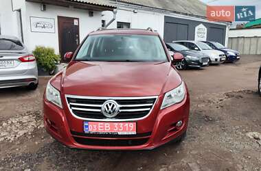 Внедорожник / Кроссовер Volkswagen Tiguan 2009 в Чернигове