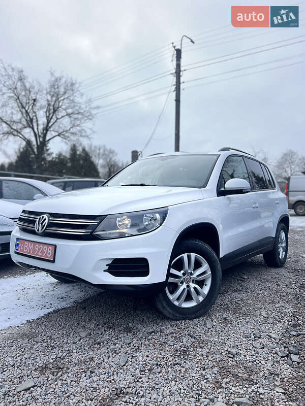 Позашляховик / Кросовер Volkswagen Tiguan 2016 в Львові