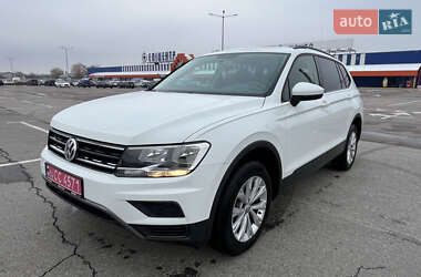 Позашляховик / Кросовер Volkswagen Tiguan 2019 в Львові