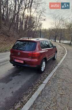 Позашляховик / Кросовер Volkswagen Tiguan 2016 в Києві