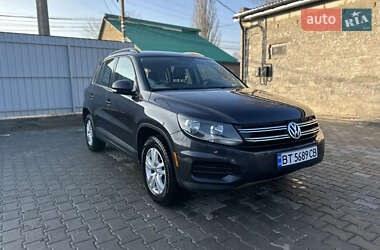 Позашляховик / Кросовер Volkswagen Tiguan 2016 в Новому Бузі