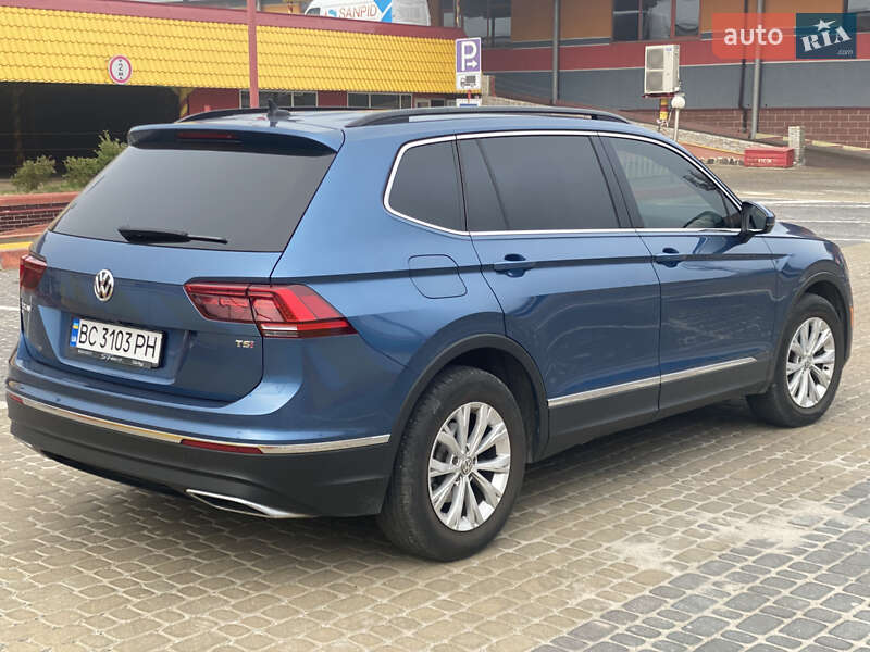 Внедорожник / Кроссовер Volkswagen Tiguan 2018 в Львове