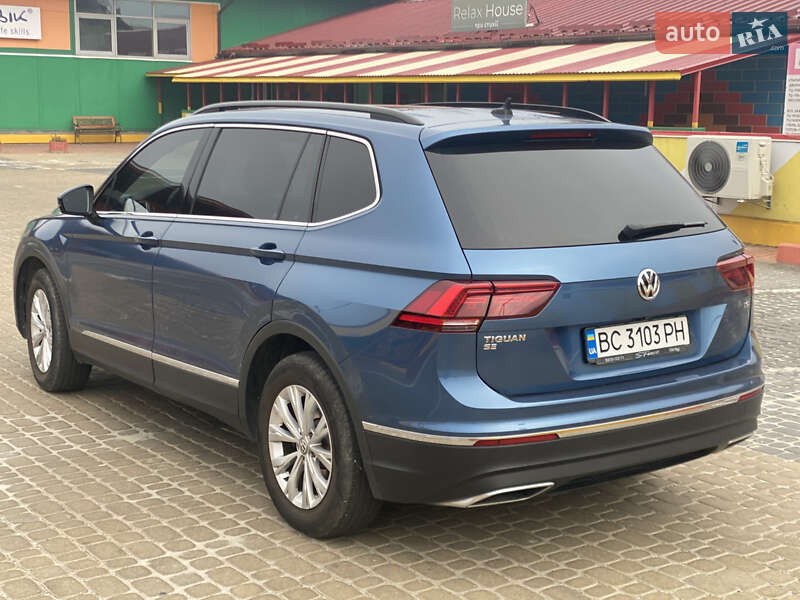 Внедорожник / Кроссовер Volkswagen Tiguan 2018 в Львове