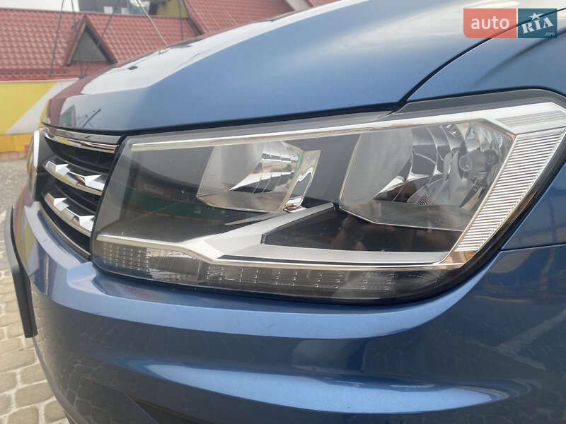 Внедорожник / Кроссовер Volkswagen Tiguan 2018 в Львове