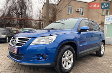 Внедорожник / Кроссовер Volkswagen Tiguan 2010 в Кривом Роге