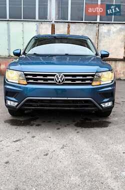 Позашляховик / Кросовер Volkswagen Tiguan 2018 в Кам'янському