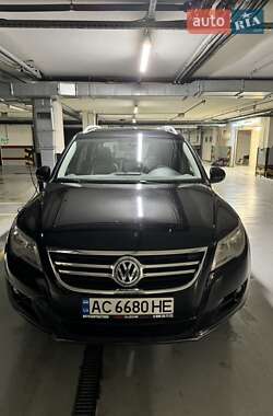 Позашляховик / Кросовер Volkswagen Tiguan 2009 в Києві