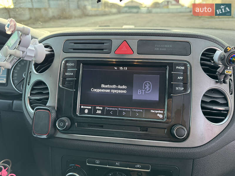 Внедорожник / Кроссовер Volkswagen Tiguan 2010 в Житомире