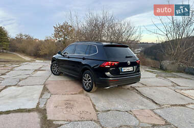 Внедорожник / Кроссовер Volkswagen Tiguan 2018 в Житомире