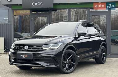 Внедорожник / Кроссовер Volkswagen Tiguan 2021 в Киеве