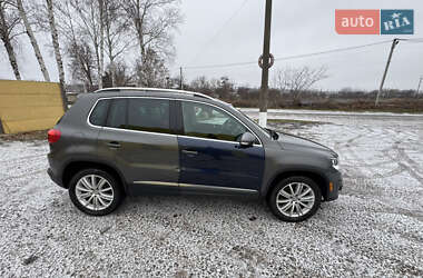 Внедорожник / Кроссовер Volkswagen Tiguan 2012 в Львове