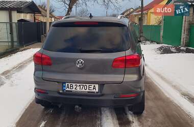 Внедорожник / Кроссовер Volkswagen Tiguan 2012 в Хмельнике