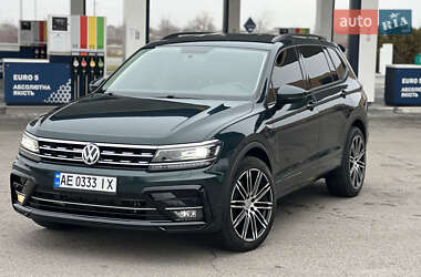 Внедорожник / Кроссовер Volkswagen Tiguan 2017 в Днепре