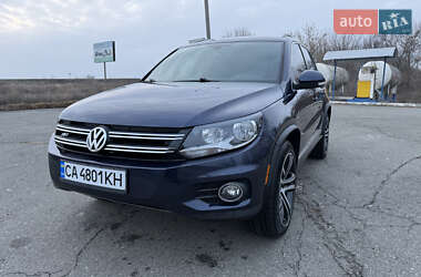 Позашляховик / Кросовер Volkswagen Tiguan 2016 в Корсунь-Шевченківському